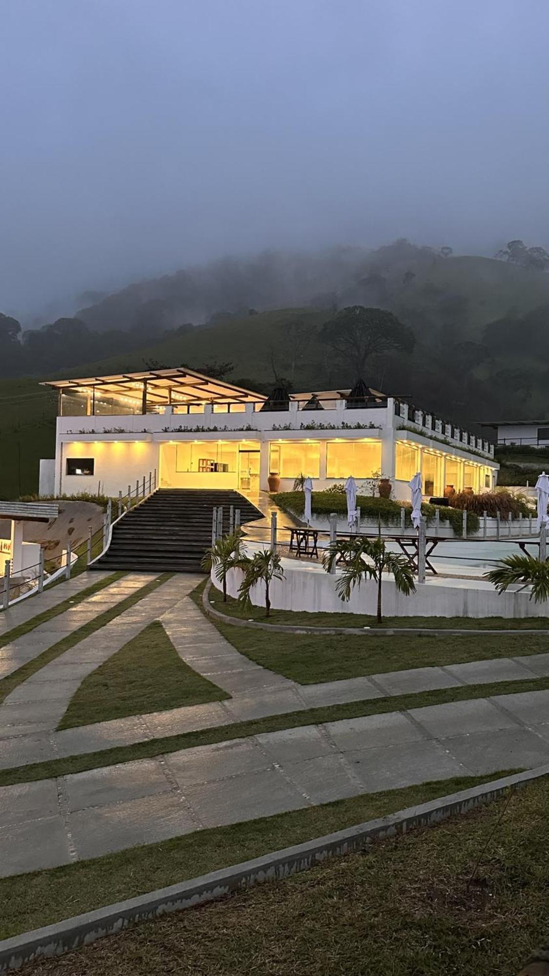 Village Sana Apart Hotel ภายนอก รูปภาพ